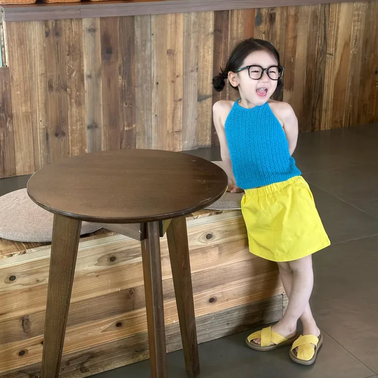 小思家女童2025夏季气质韩版辣妹露肩针织挂脖上衣纯色半身裙套装