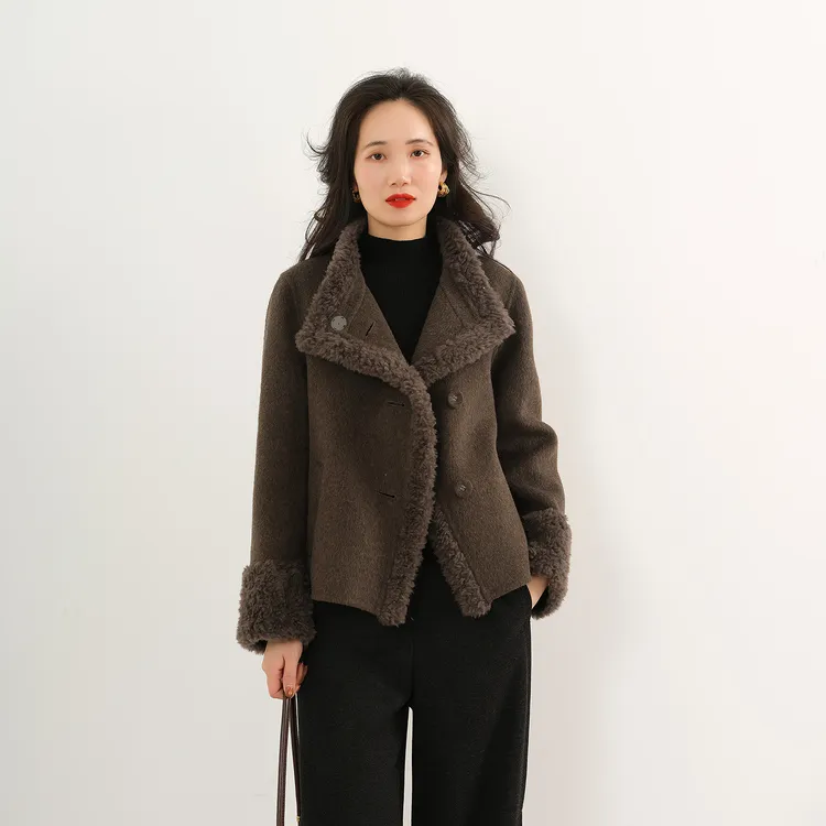 EKNR100%羊毛皮毛一体加厚双面呢大衣正肩短款百搭气质拼接短外套