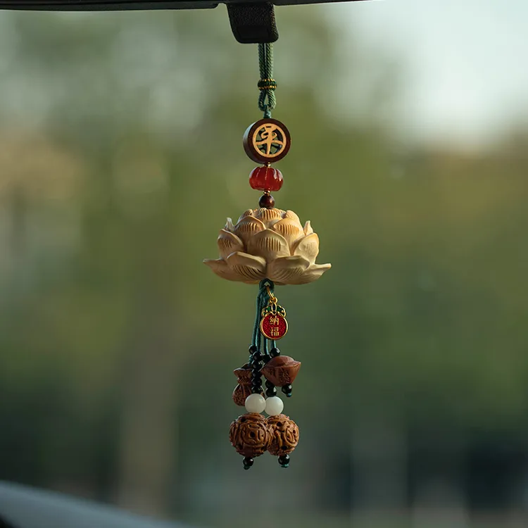 新款桃木莲花汽车挂件创意国风高档车内出入平安吊饰车载挂饰2025