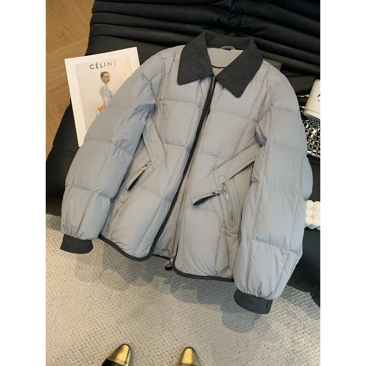 2025冬装新款韩系气质拼接撞色翻领设计感女装短款休闲风棉服外套