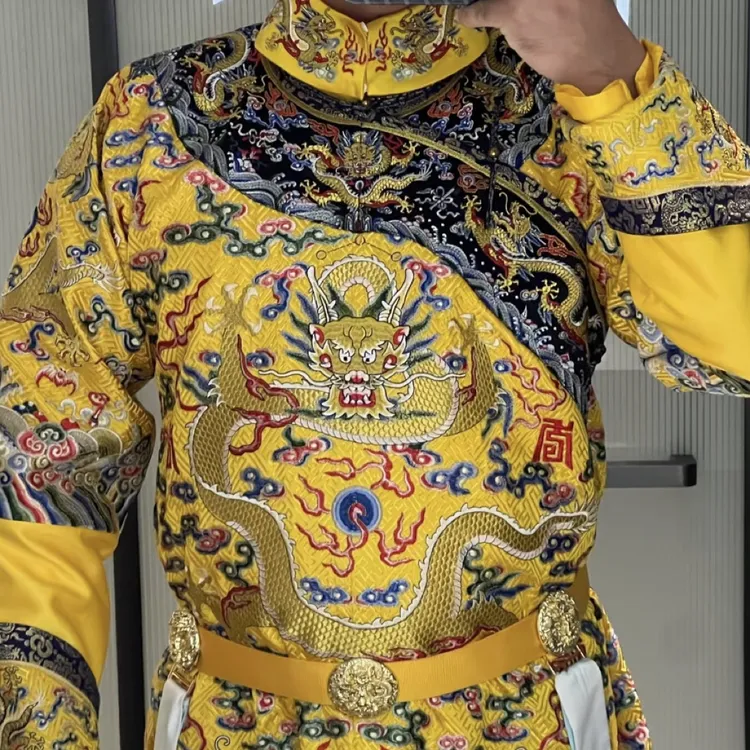 清朝皇家重工刺绣秋冬龙袍