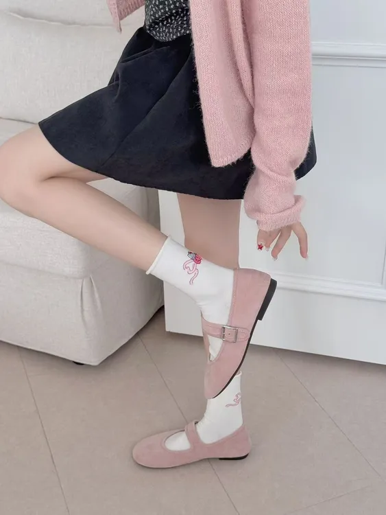 秋冬kitty卡通堆堆袜小腿中筒袜女袜棉袜可爱少女学生袜甜美日常