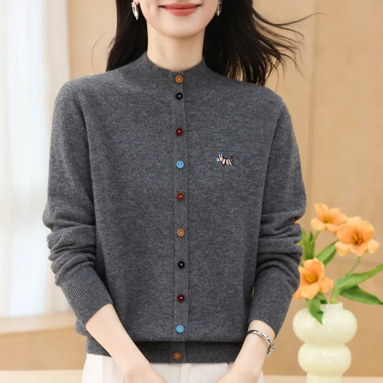 羊毛衫女100%纯羊毛半高领毛衣宽松彩扣打底衫秋冬新款洋气针织衫