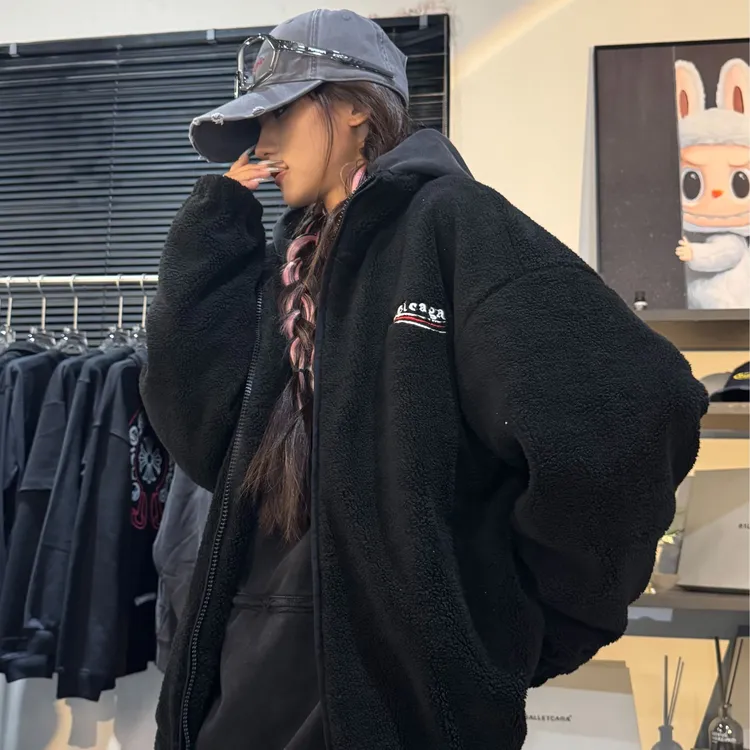 男女款开衫立领长袖开衫款刺绣冬季运动黑色厚款秋冬羊羔绒外套