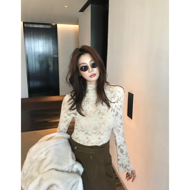 秋冬新款温柔半高领打底蕾丝衫女巨好看修身显瘦内搭长袖t恤上衣