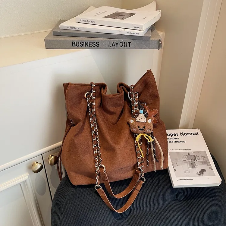 韩版简约气质大容量通勤时尚鹿皮绒小清新休闲链条腋下托特单肩包