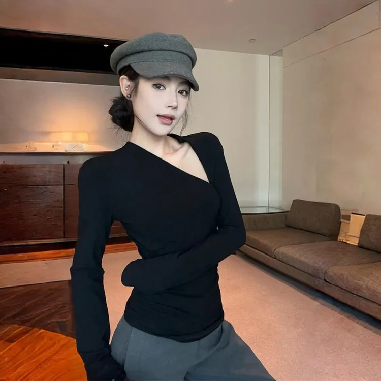 美式复古设计感镂空长袖T恤内搭女秋冬修身性感斜领辣妹上衣打底