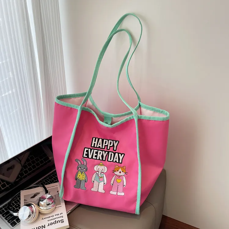 小众大容量重工刺绣单肩购物袋夏天新款潮卡通撞色尼龙布托特包女