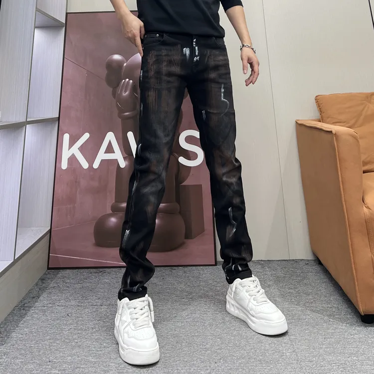 秋季新款小众设计款美式潮流手绘时尚痞帅男士显瘦修身小脚牛仔裤
