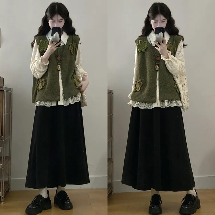 大码胖mm女装新款秋冬百搭毛衣背心马甲蕾丝花边衬衣半身裙套装女