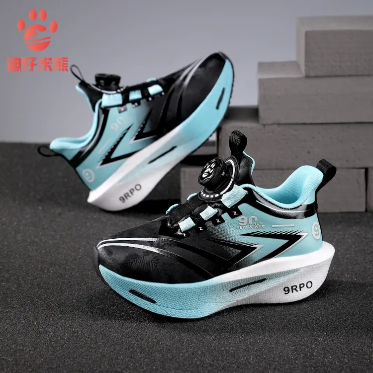 2025秋冬新款男童运动鞋皮面男童跑步鞋时尚百搭男童鞋子软底舒适