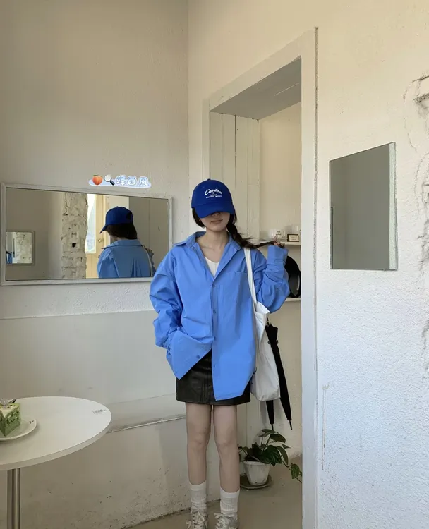 韩系蓝色衬衫简约百搭
