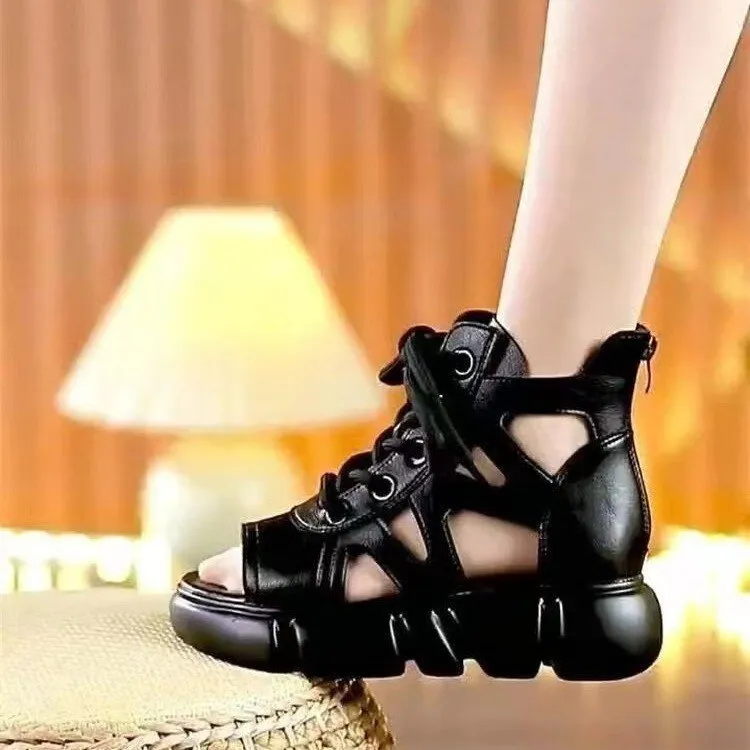 厚底罗马凉鞋女2025夏新款真pu皮松糕底镂空鱼嘴凉靴坡跟