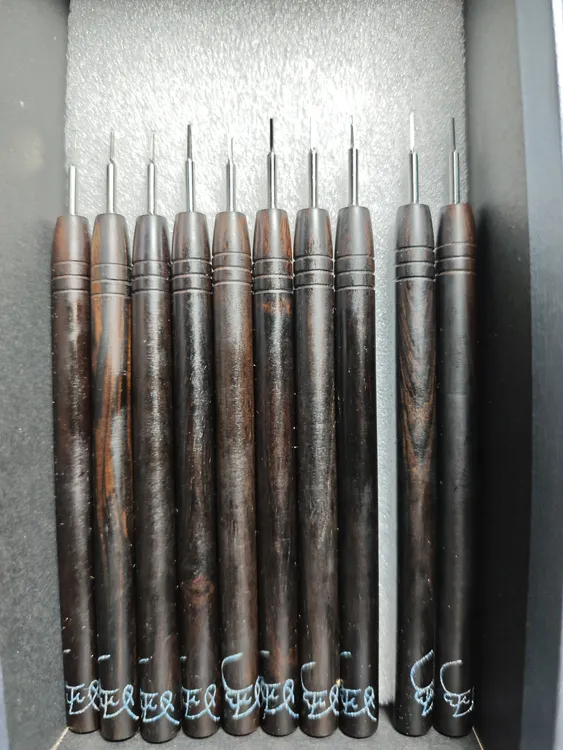 三痴核雕M42钢极薄修边雕刻刀链接为一套2把（2.0和1.0）