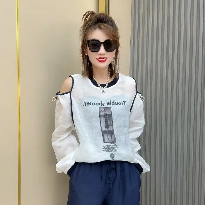 字母印花圆领露肩T恤