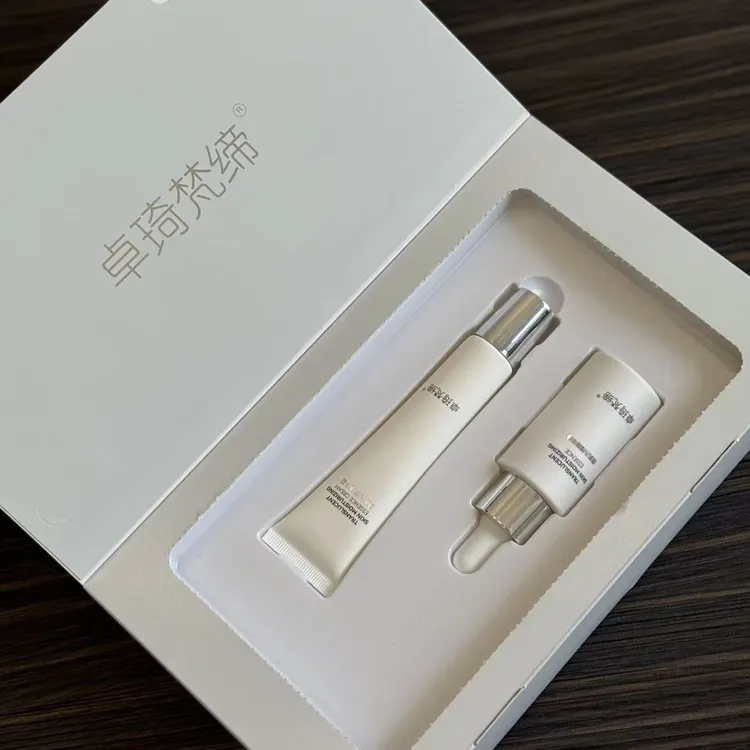 卓琦梵缔透肌沁颜奢润套盒