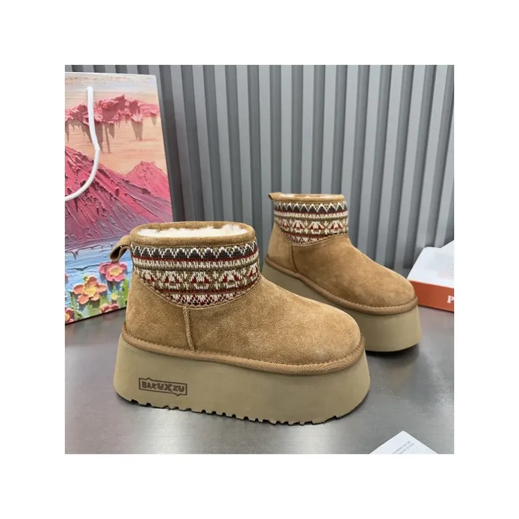民族风厚底流行雪地靴女款2025冬季新款加绒保暖防滑百搭增高短靴