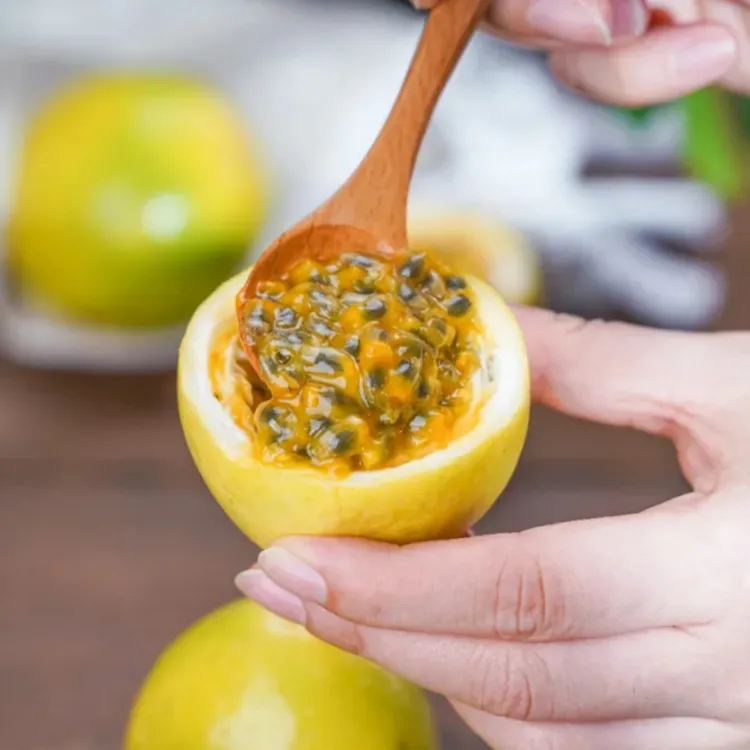 初鲜逸广西黄金百香果钦蜜9号新鲜饱满浓郁当季水果钦果vc蜂蜜味