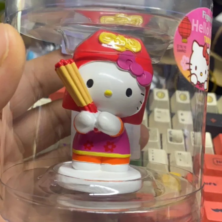 【一件包邮】hellokitty 台湾限定-牵扯拜三拜 大娃