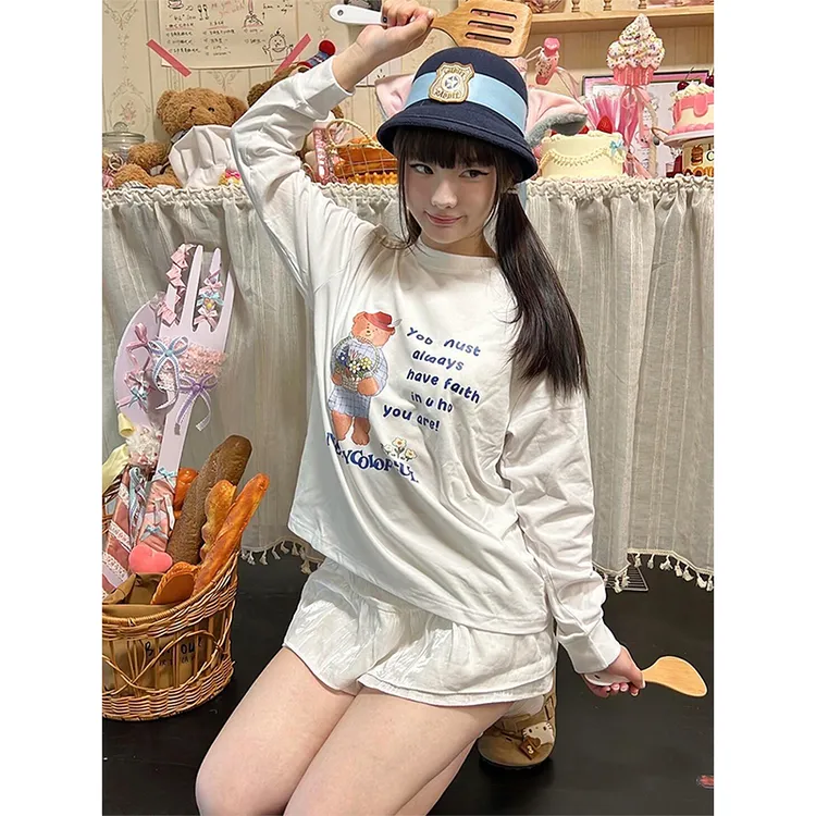美式复古长袖T恤女早秋季小熊字母印花内搭打底衫休闲宽松上衣潮