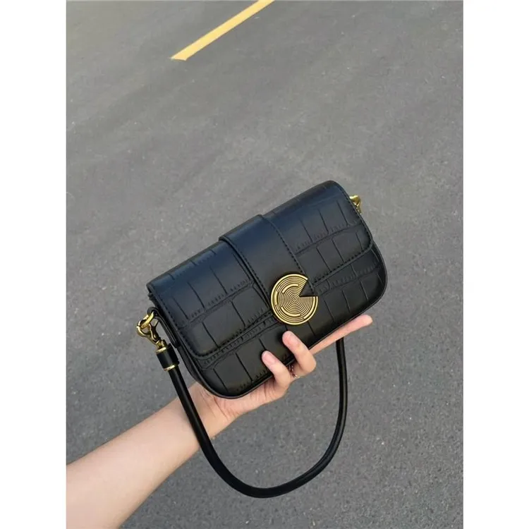 小众单肩腋下包包女2025新款小方包高级手提包质感百搭女士斜挎包