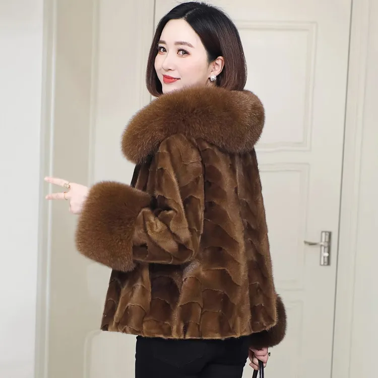 海宁水貂毛皮草外套女休闲冬季新款短款狐狸毛领真貂皮大衣外套