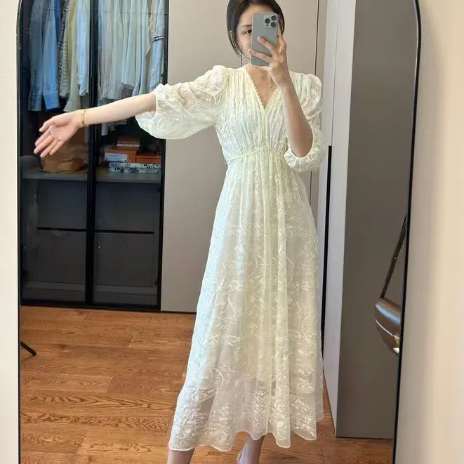 新款裙子女款爆款2025新款白色连衣裙白月光法式气质仙女显瘦夏季