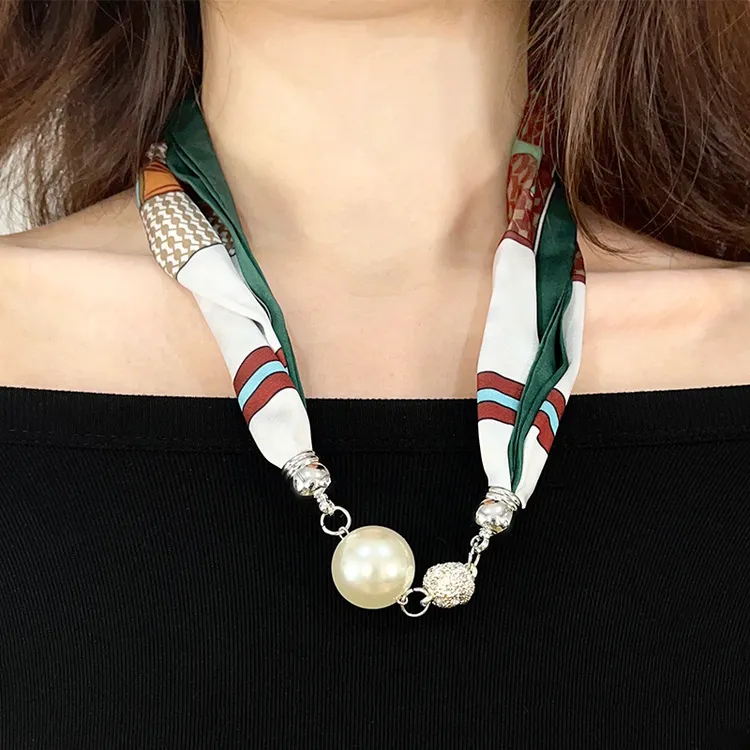 磁吸扣锁骨链懒人丝巾女春秋珍珠项链高级感领巾脖子装饰搭配衬衫