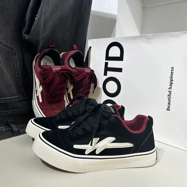 2025秋季新款休闲鞋男生增高厚底板鞋男款潮流百搭小众爆款潮鞋子