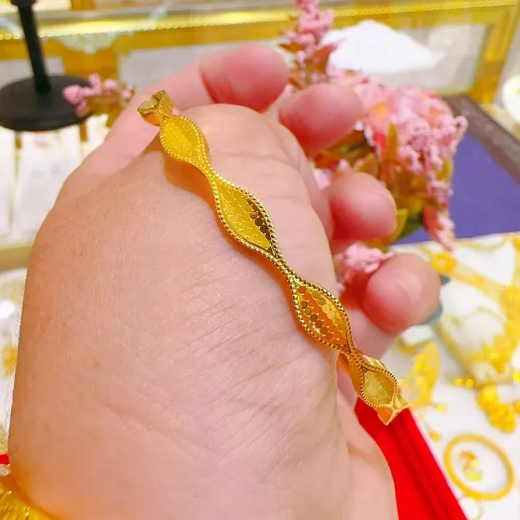合金手镯 0.15g 手镯 【2】سېھران مىس قاپىلىما ئالتۇنلىرى 