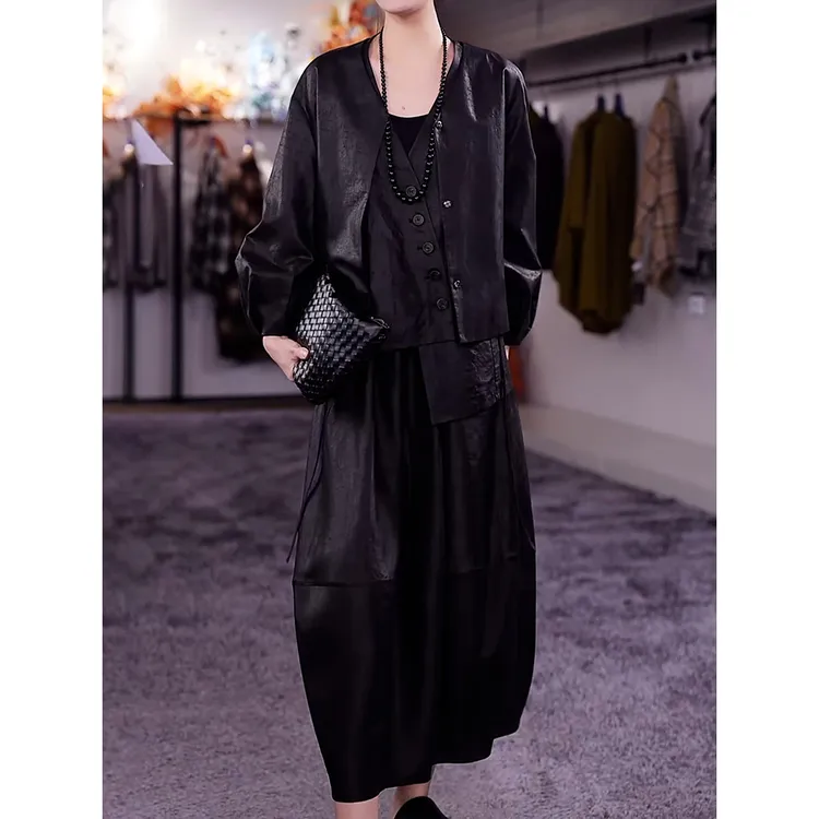 百搭轻奢套装女2025秋新原创设计洋气减龄宽松显瘦外套马甲半裙三