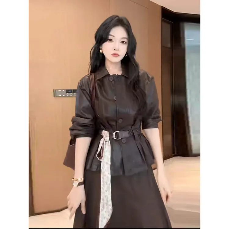 2025秋季新款翻领长袖皮衣外套女宽松显瘦百搭休闲上衣潮带腰带潮