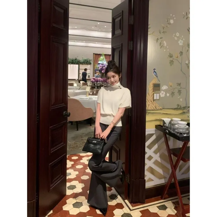 老钱风松弛感气质休闲高领纯色上衣高腰垂感百搭微辣长裤两件套潮