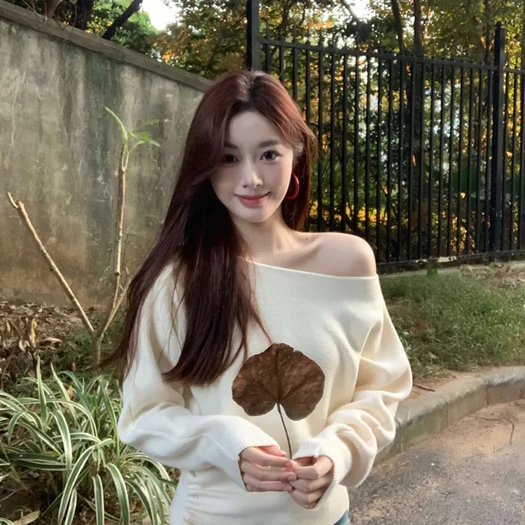 针织衫女秋冬高级感慵懒软糯毛衣收腰显瘦内搭打底上衣女秋长袖