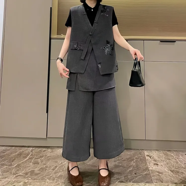 小众假两件拼接屁帘套装女2025秋季大码胖MM减龄马甲+裤子两件套