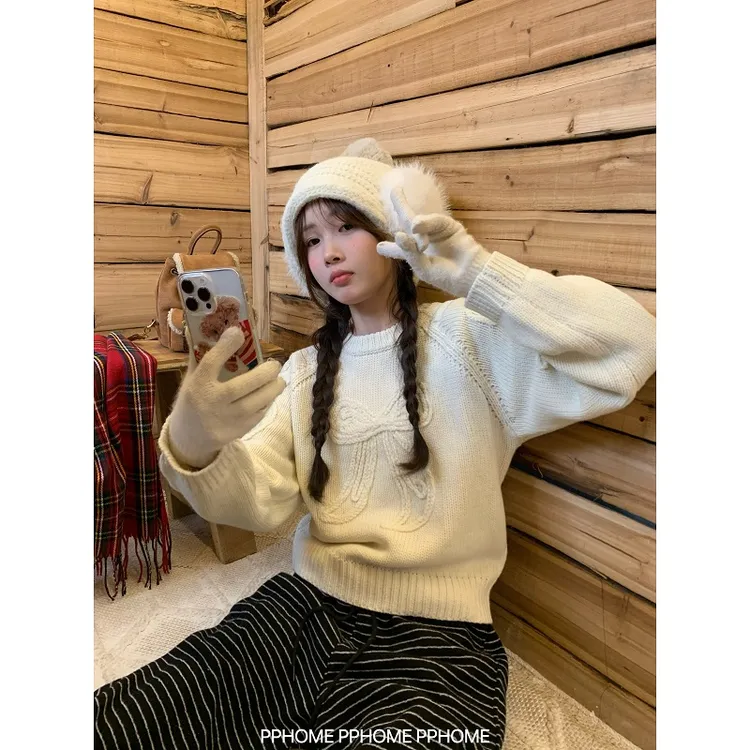 手工蝴蝶结毛衣 重工韩系粗针百搭圆领毛衣短款上衣女