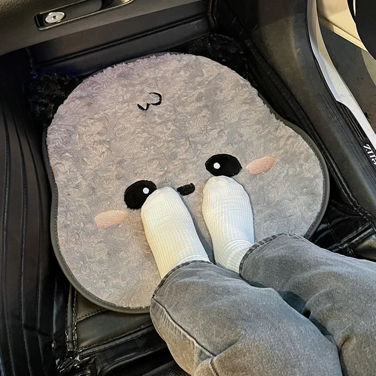 汽车脚垫冬季毛绒保暖卡通可爱熊猫2025新款萌趣通用车内饰座椅垫