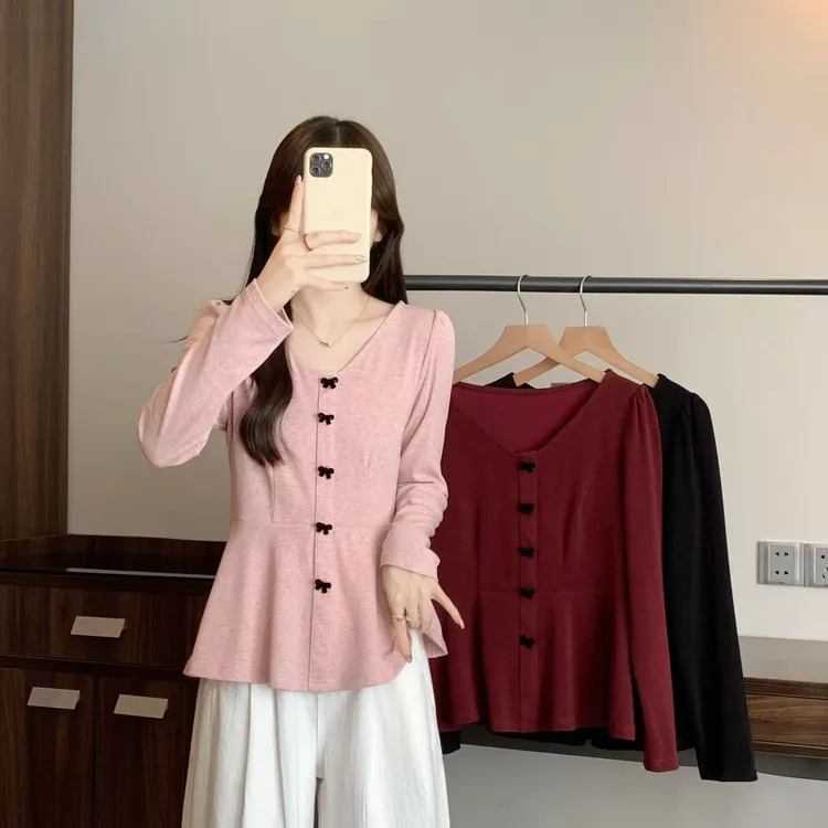 秋季新款大码女蝴蝶结少女风长袖V领针织衫设计感显瘦时尚气质
