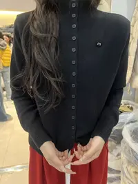 针织胸针长袖秋季修身型毛针织衫#4727