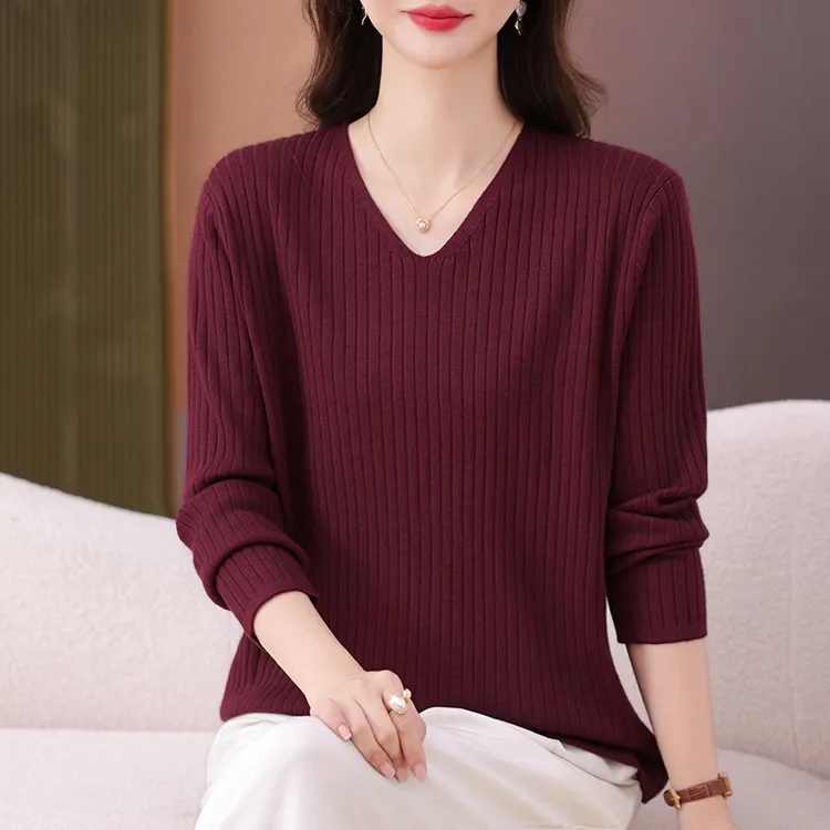 早秋爆款V领针织衫百搭竖坑条女宽松纯色毛针织衫长袖常规休闲风