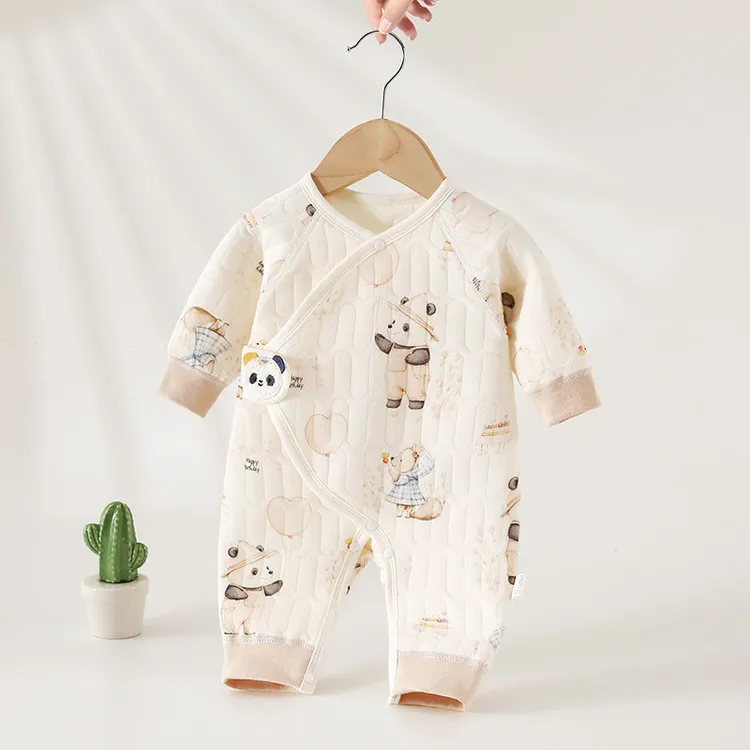 婴儿衣服新生婴儿衣服春秋款三层保暖初生婴儿连体衣宝宝哈衣秋冬