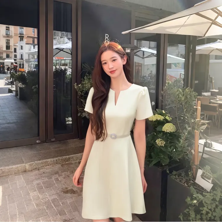 【桃桃女装】夏季2025新款杏色短袖连衣裙X0121