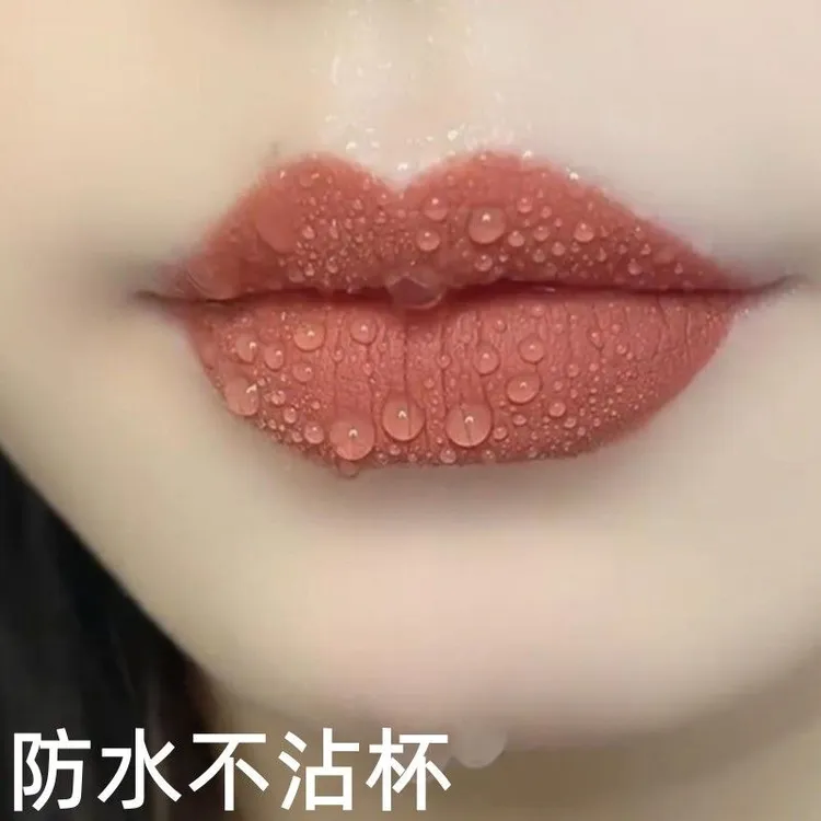 不掉色不沾杯肉桂色番茄色雨衣口红滋润哑光素颜显白粗支雨衣口红