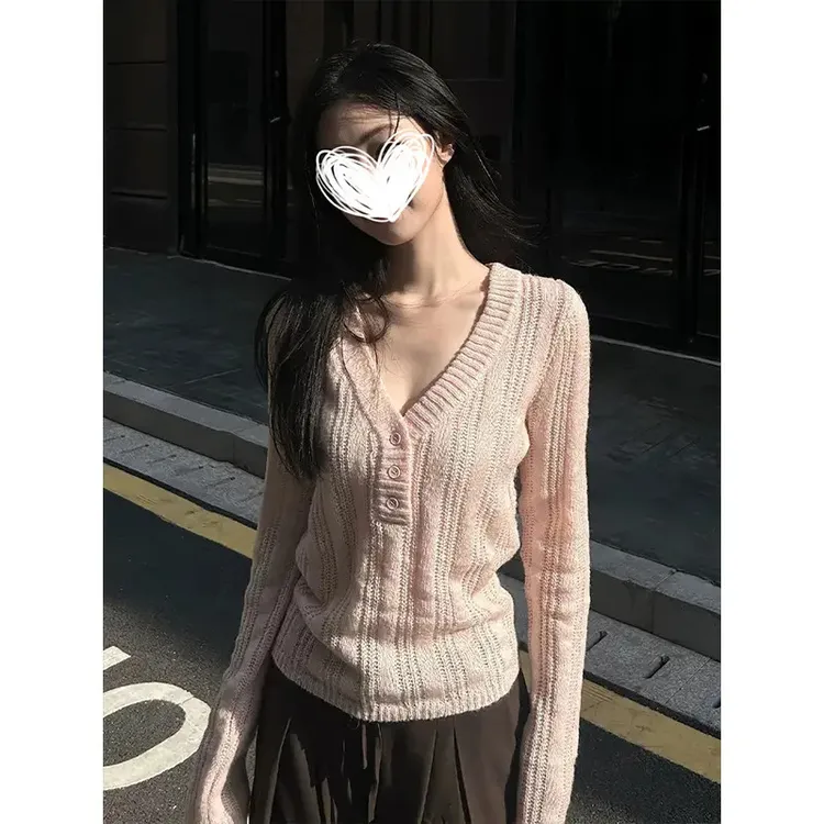 早秋穿搭三分钟出门不是梦粉色毛衣秋冬新鲜感在线宽松慵懒风洋气