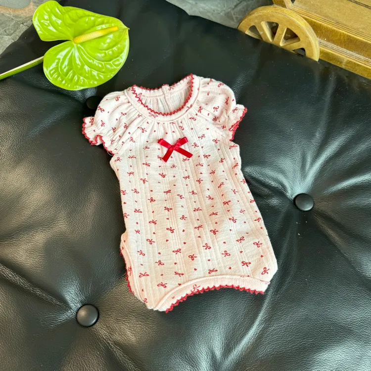 宠物衣服秋冬新款泡泡袖背心全包护肚衣小型犬狗狗猫咪居家服睡衣