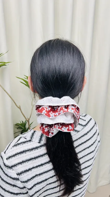 新款刺绣小蛮腰大肠发圈复古结实可爱加大显白发圈通用小清新发圈