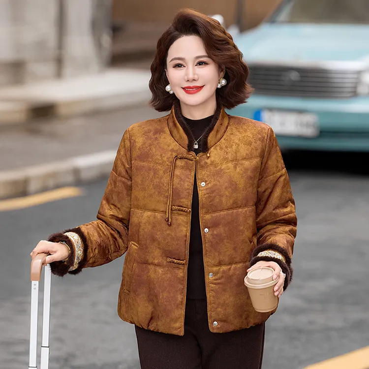 小个子妈妈冬装外套2025新款保暖棉服国风复古短款中老年女装棉衣