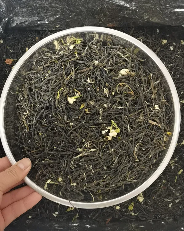 横县产地茉莉花茶黑美人黑针浓香毛尖传统工艺耐泡花茶