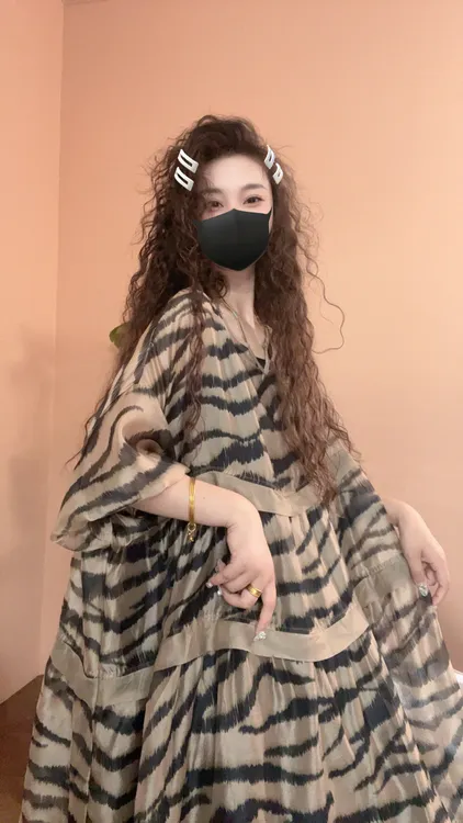 museguhui/木色古汇1062#斑马纹休闲气质显瘦连衣裙