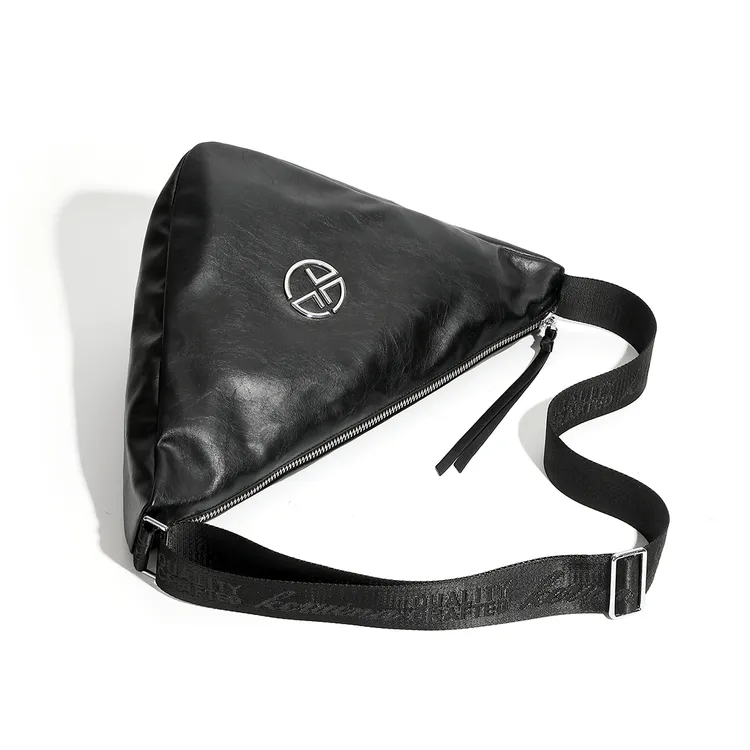 大容量简约单肩耐磨褶皱包个性斜挎包百搭包包女款爆款2025新款